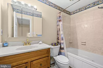 15203 Valley Stream Drive, Woodbridge, VA 22191 - Photo 18
