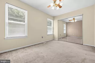 15203 Valley Stream Drive, Woodbridge, VA 22191 - Photo 22