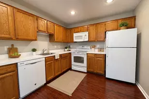 8141 Bayonet Way, Manassas, VA 20109 - Photo 4