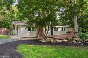 8331 Haire St, Manassas, VA 20112 - Photo 2