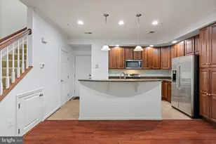 2619 Eastbourne Dr, Woodbridge, VA 22191 - Photo 12