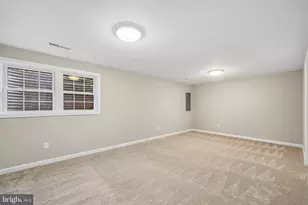 7505 Campbell Ct, Manassas, VA 20109 - Photo 20