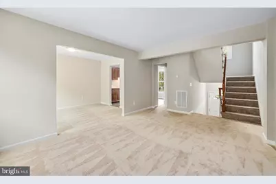 7505 Campbell Court, Manassas, VA 20109 - Photo 6