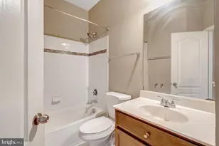 4302 Potomac Highlands Cir, Triangle, VA 22172 - Photo 22