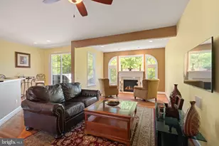 14549 Crossfield Way, Woodbridge, VA 22191 - Photo 8