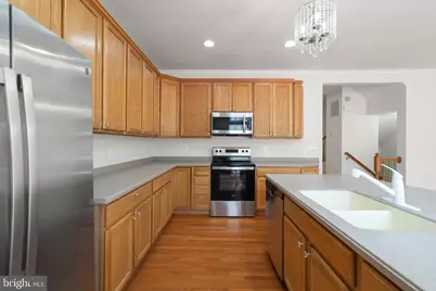 2225 Potomac Club Parkway, Woodbridge, VA 22191 - Photo 12