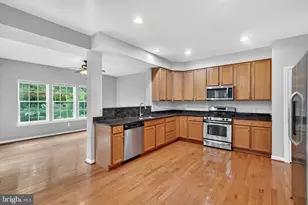 7629 Hamelin Ln, Gainesville, VA 20155 - Photo 8