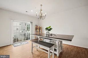 14798 Mason Creek Cir, Woodbridge, VA 22191 - Photo 10