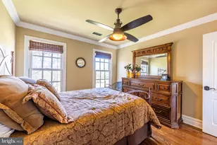 8125 Crooked Oaks Ct, Gainesville, VA 20155 - Photo 34