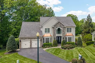 8125 Crooked Oaks Ct, Gainesville, VA 20155 - Photo 1
