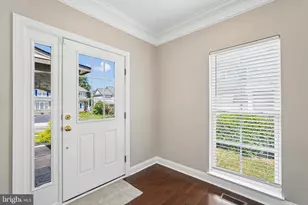 9046 Roaring Spring Loop, Bristow, VA 20136 - Photo 6