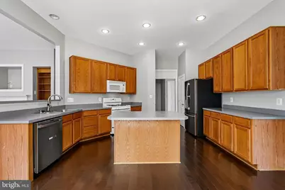 9046 Roaring Spring Loop, Bristow, VA 20136 - Photo 10