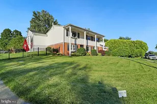 13203 Delaney Rd, Woodbridge, VA 22193 - Photo 2