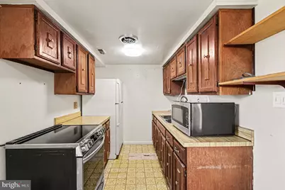 1800 Fort Pulaski Court, Dumfries, VA 22026 - Photo 12