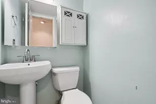1800 Fort Pulaski Ct, Dumfries, VA 22026 - Photo 10