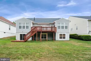 17633 Four Seasons Dr, Dumfries, VA 22025 - Photo 48