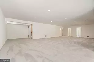 17633 Four Seasons Dr, Dumfries, VA 22025 - Photo 36