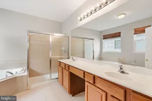 17633 Four Seasons Dr, Dumfries, VA 22025 - Photo 26