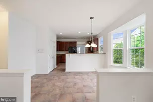 17239 Four Seasons Dr, Dumfries, VA 22025 - Photo 18