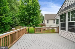 17239 Four Seasons Dr, Dumfries, VA 22025 - Photo 60