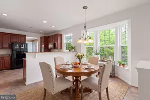 17239 Four Seasons Dr, Dumfries, VA 22025 - Photo 20