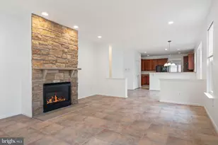 17239 Four Seasons Dr, Dumfries, VA 22025 - Photo 26