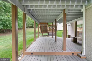 17239 Four Seasons Dr, Dumfries, VA 22025 - Photo 62