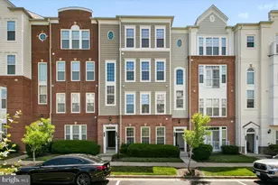 14519 Barkham Dr, Woodbridge, VA 22191 - Photo 2