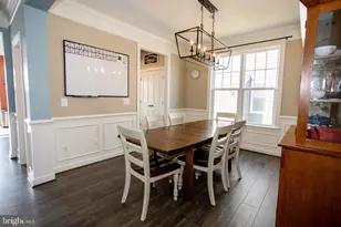 2425 Morgans Point Dr, Dumfries, VA 22026 - Photo 10