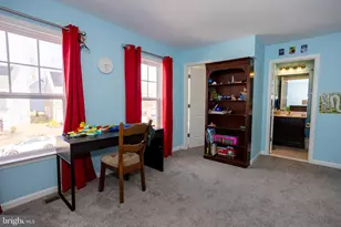 2425 Morgans Point Dr, Dumfries, VA 22026 - Photo 40