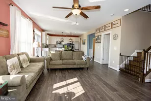 2425 Morgans Point Dr, Dumfries, VA 22026 - Photo 12