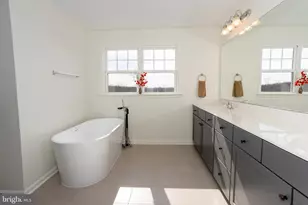 2425 Morgans Point Dr, Dumfries, VA 22026 - Photo 28