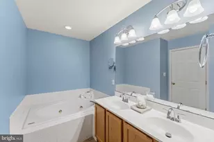 14800 Links Pond Cir, Gainesville, VA 20155 - Photo 26