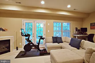 14354 Verde Pl, Haymarket, VA 20169 - Photo 16
