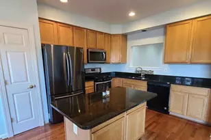 14240 Madrigal Dr, Woodbridge, VA 22193 - Photo 6