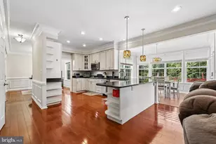 6217 Oakland Dr, Woodbridge, VA 22193 - Photo 10