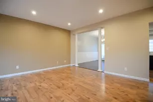 2251 Wheel Cog Pl, Woodbridge, VA 22192 - Photo 4