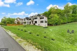 5606 Beachview Creek Dr, Woodbridge, VA 22192 - Photo 2