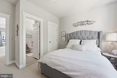 17942 Woods View Drive, Dumfries, VA 22026 - Photo 28