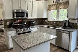 8905 Edmonston Dr, Bristow, VA 20136 - Photo 8