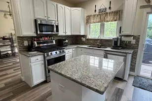 8905 Edmonston Dr, Bristow, VA 20136 - Photo 6