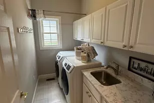 14093 Burnley Glen Ct, Haymarket, VA 20169 - Photo 6