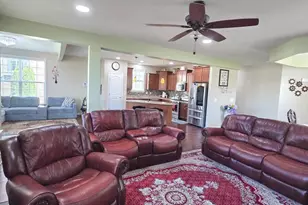 14986 Gossom Manor Pl, Haymarket, VA 20169 - Photo 8