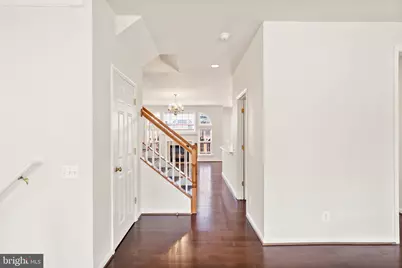 7056 Courtyard Way, Haymarket, VA 20169 - Photo 10