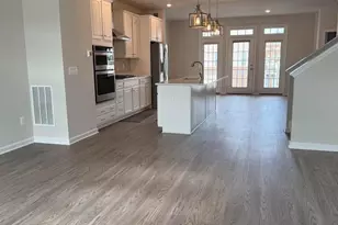 7464 Wilmer Way, Manassas, VA 20109 - Photo 8