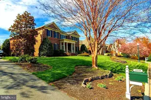 14932 Alpine Bay Loop, Gainesville, VA 20155 - Photo 4