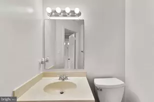 16812 Winston Ln, Woodbridge, VA 22191 - Photo 20
