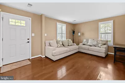 14008 Cannondale Way, Gainesville, VA 20155 - Photo 2
