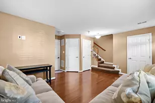 14008 Cannondale Way, Gainesville, VA 20155 - Photo 4