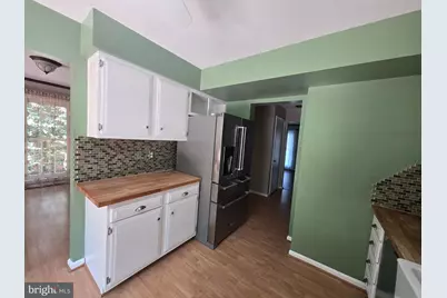 12104 Winona Drive, Woodbridge, VA 22192 - Photo 10
